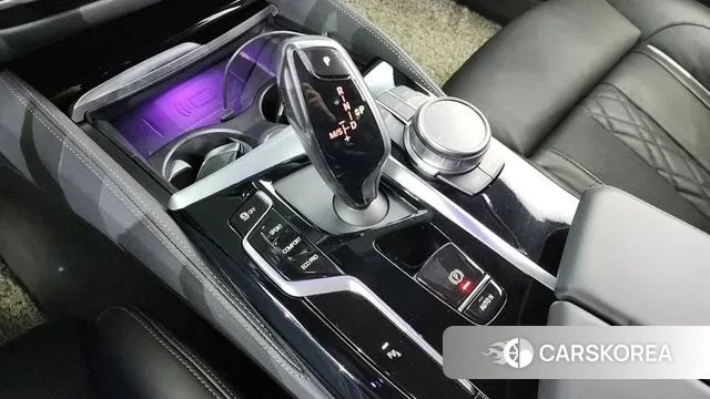 BMW 5 Series (G30) id 3468170 из Кореи 19