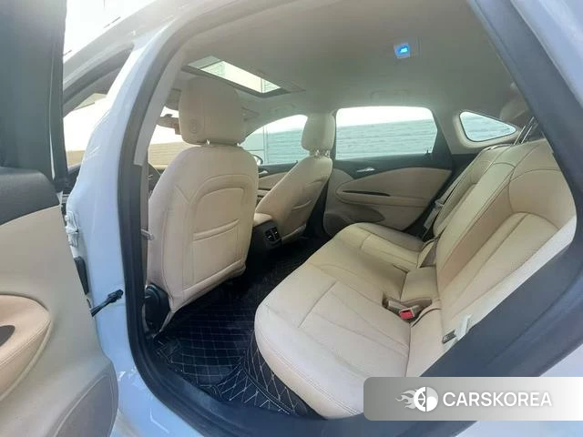 Buick Weilang id 3882465 из Китая 9