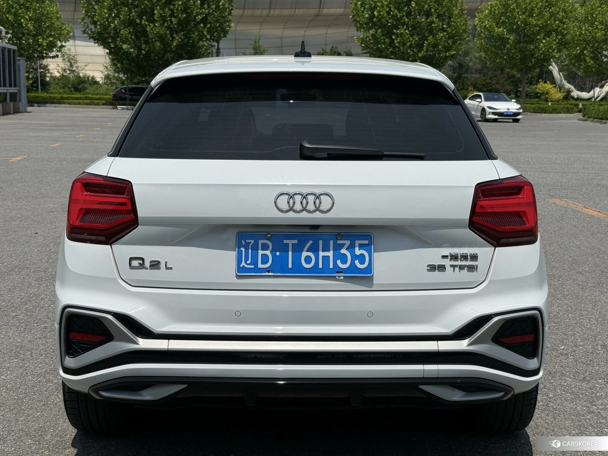 Audi Q2L id 4419139 из Китая 21