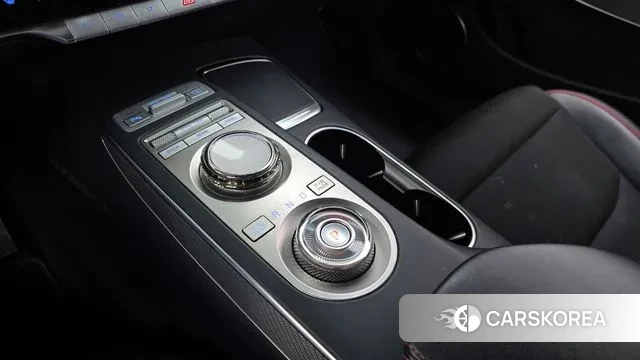 Genesis GV70 id 3645761 из Кореи 19