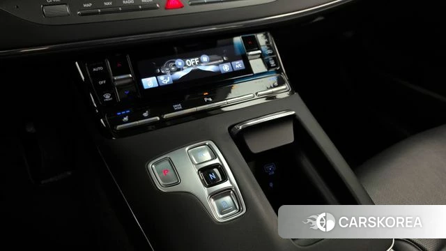 Hyundai The New Grandeur IG id 4244191 из Кореи 34