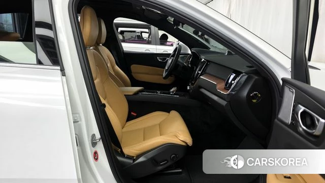 Volvo XC60 second Generation id 4308461 из Кореи 19