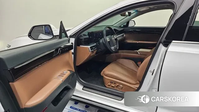 Hyundai Grandeur (GN7) id 3590853 из Кореи 19