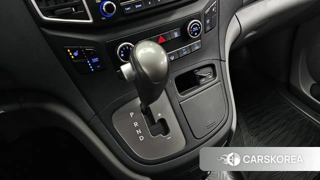 Hyundai The New Grand Starex id 4620120 из Кореи 19