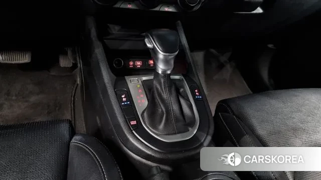 Kia Come New K3 id 3407315 из Кореи 19