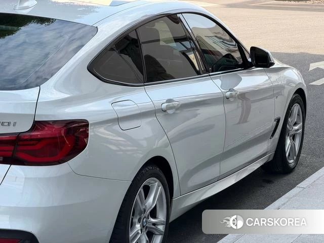 BMW 3 series GT id 4214554 из Китая 17