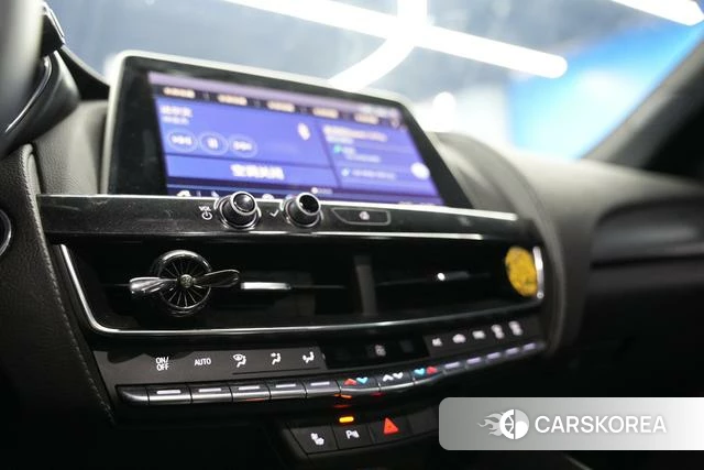 Cadillac CT5 id 4238541 из Китая 24