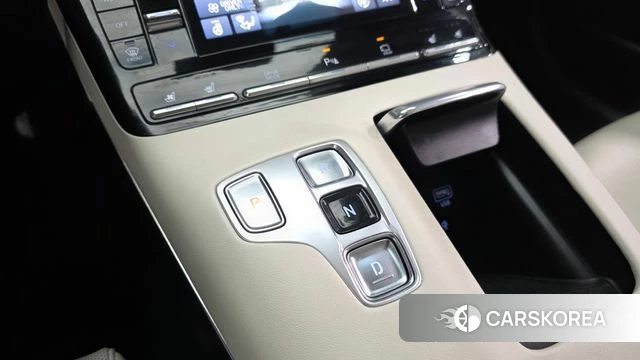 Hyundai The New Grandeur IG Hybrid id 4388817 из Кореи 33