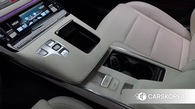 Hyundai The New Grandeur IG id 3438206 из Кореи 19