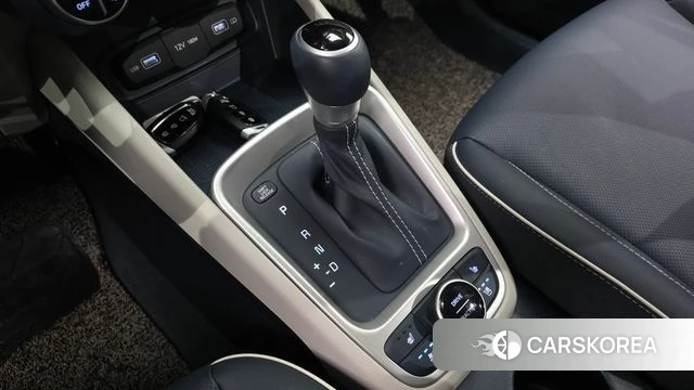 Hyundai Venue id 3953919 из Кореи 19