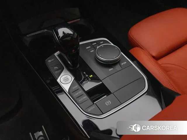 BMW 1 Series (F40) id 3032775 из Кореи 19