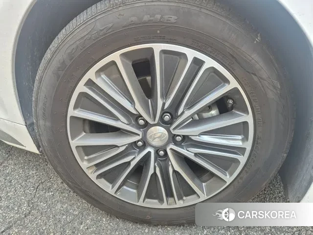 Hyundai Grandeur IG Hybrid id 3599010 из Кореи 19