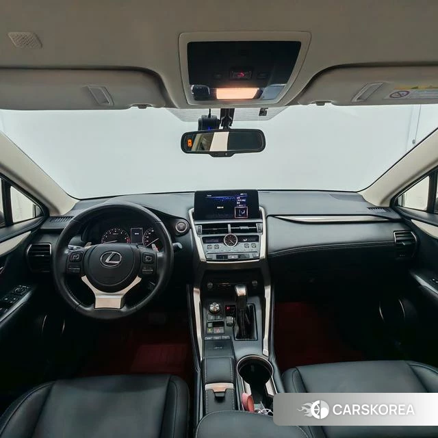 Lexus NX id 4236383 из Китая 17