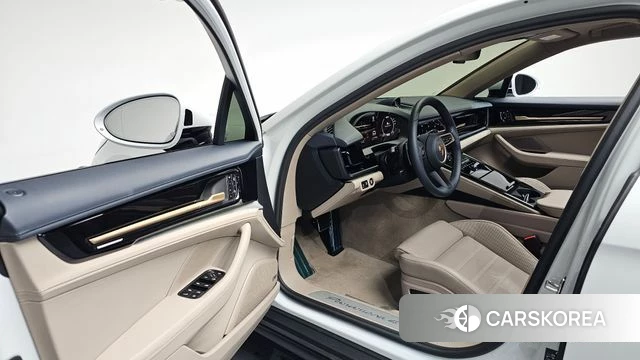 Porsche Panamera (976) id 4533174 из Кореи 39