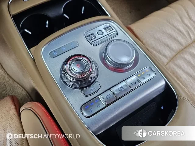 Genesis G90 (RS4) id 3675388 из Кореи 19