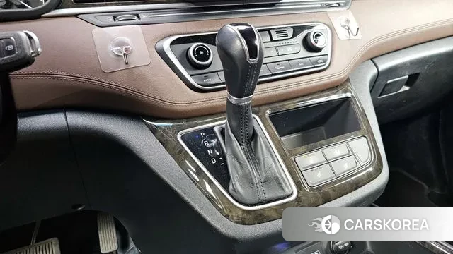 Hyundai The New Grand Starex id 3536417 из Кореи 19