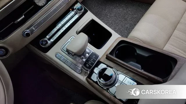 Genesis G90 id 3697630 из Кореи 19