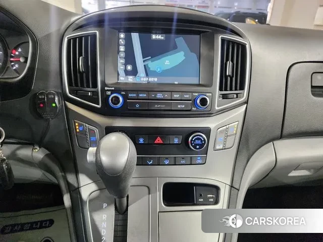 Hyundai The New Grand Starex id 3339417 из Кореи 19