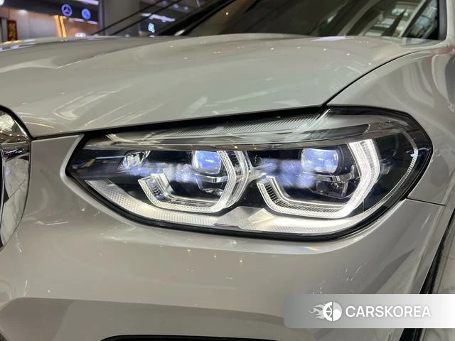 BMW X3 id 3889106 из Китая 18
