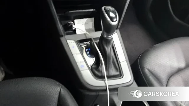 Hyundai Avante AD id 3014045 из Кореи 19