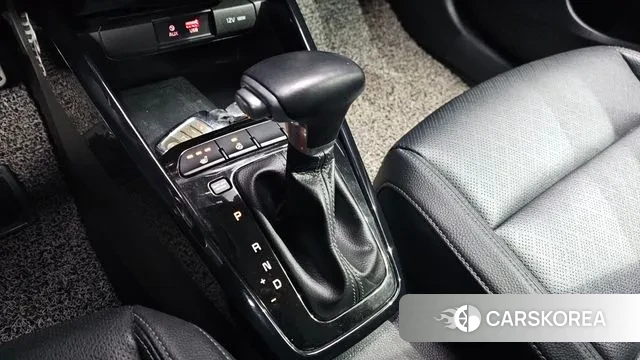 Kia Stonic id 3672748 из Кореи 19