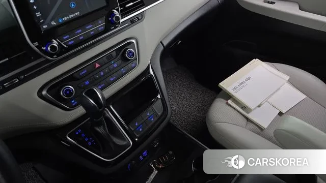 Hyundai The New Grand Starex id 3248887 из Кореи 19