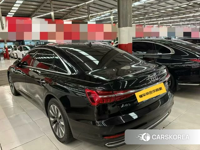 Audi A6L id 4260944 из Китая 9