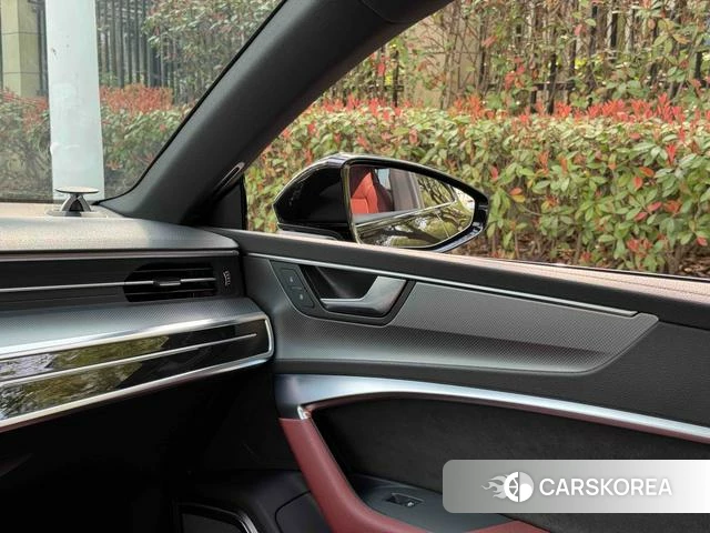 Audi A7L id 4265289 из Китая 19