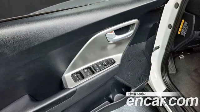 Kia The New Niro id 2691306 из Кореи 19