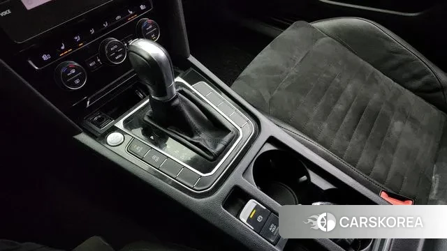 Volkswagen Passat GT (B8) id 3193675 из Кореи 19