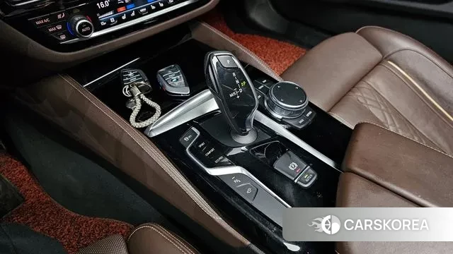 BMW 5 Series (G30) id 2966666 из Кореи 19