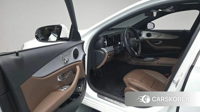 Mercedes-Benz E-Class W213 id 3936043 из Кореи 19