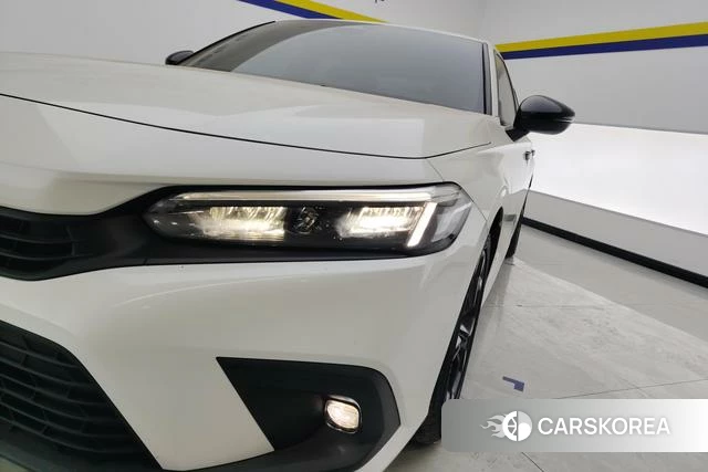 Honda Civic id 3804732 из Китая 16