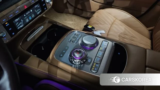 Genesis G90 (RS4) id 3432382 из Кореи 19