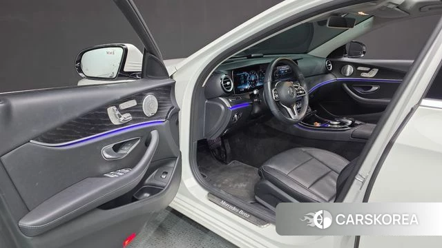 Mercedes-Benz E-Class W213 id 4482618 из Кореи 29