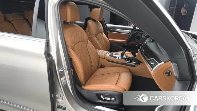 BMW 7 Series (G11) id 3453947 из Кореи 19