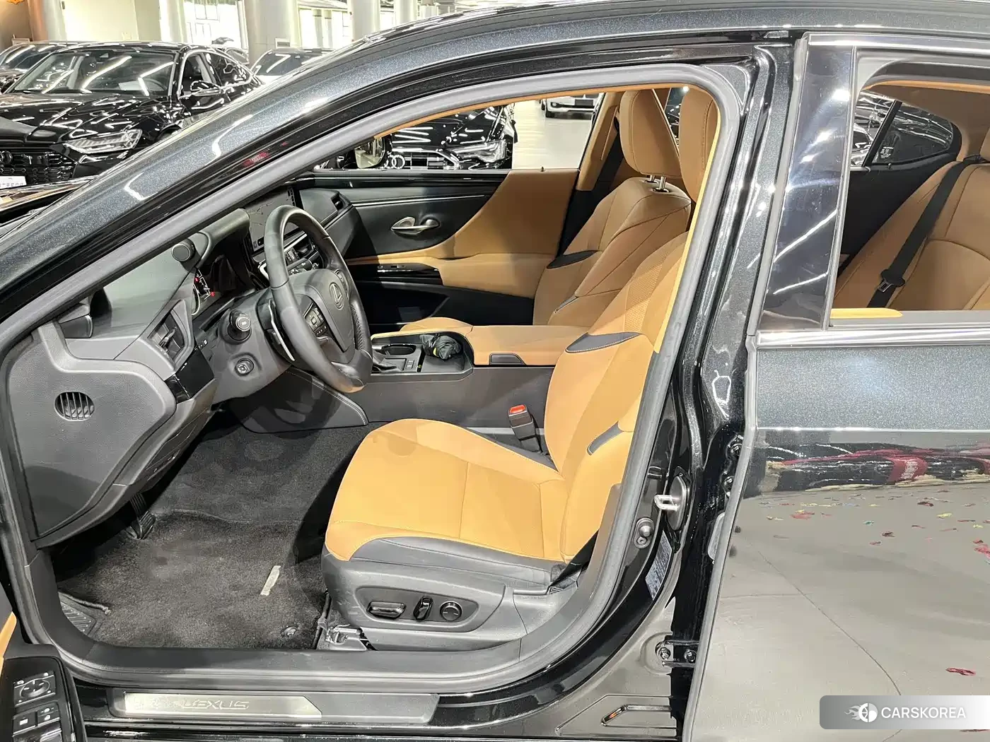 Lexus ES id 4600594 из Китая 9