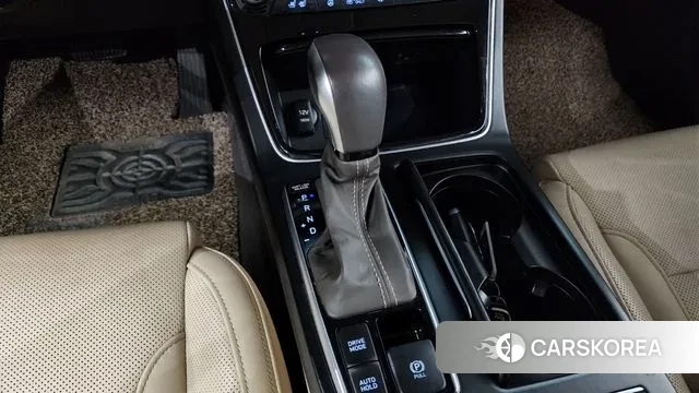 Hyundai Grandeur IG Hybrid id 3009120 из Кореи 19