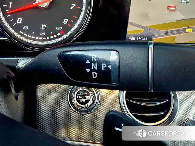 Mercedes-Benz E-Class W213 id 3557568 из Кореи 19