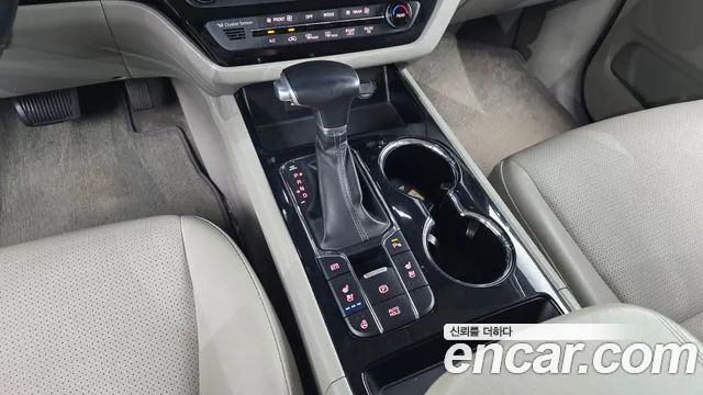 Kia The New Carnival id 2813111 из Кореи 19