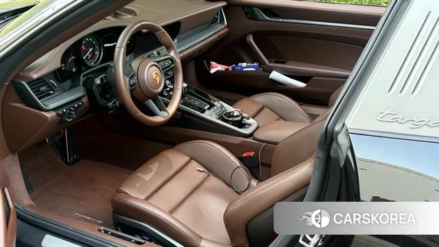 Porsche 911(992) id 4394886 из Кореи 10