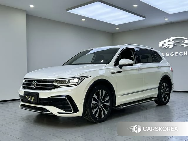 Volkswagen Tiguan L id 4297554 из Китая 11