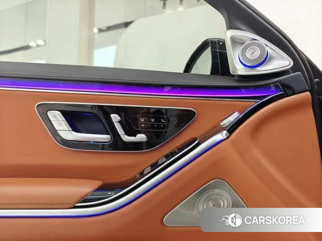 Mercedes-Benz S-class id 4278349 из Китая 9