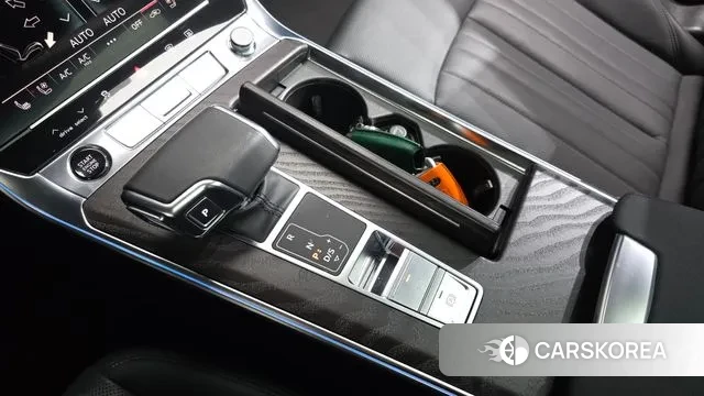 Audi A6 (C8) id 3639664 из Кореи 19