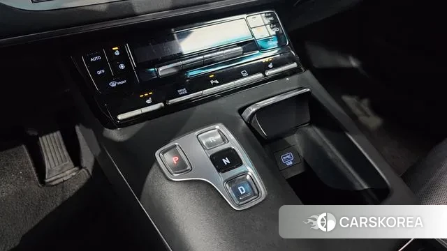 Hyundai The New Grandeur IG id 3468102 из Кореи 19