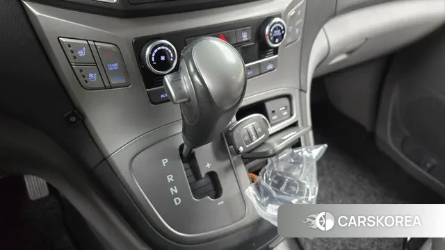 Hyundai The New Grand Starex id 3385278 из Кореи 19