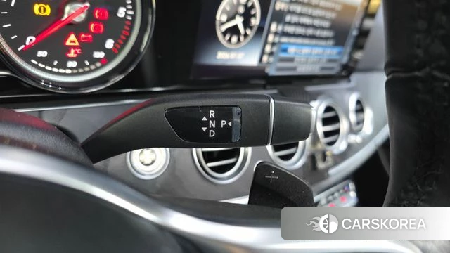 Mercedes-Benz E-Class W213 id 4557638 из Кореи 29
