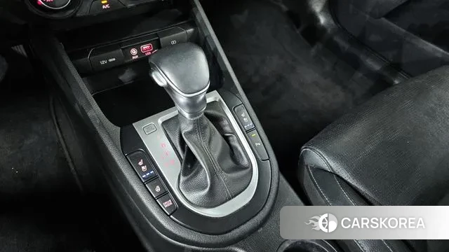 Kia Come New K3 id 2961944 из Кореи 19