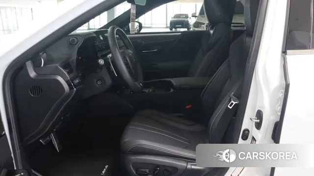 Lexus ES300h 7th generation id 2910030 из Кореи 15