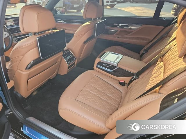 BMW 7 Series (G11) id 3853373 из Кореи 10